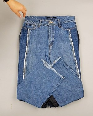 Фотография  390 - Cream Джинсы женские#25 кг оптом в Магадане и Магаданской области