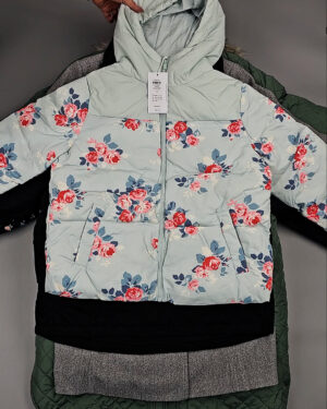 Фотография  271 - Верхняя одежда VILA#10 кг, ЛОТ №6823 оптом в Магадане и Магаданской области