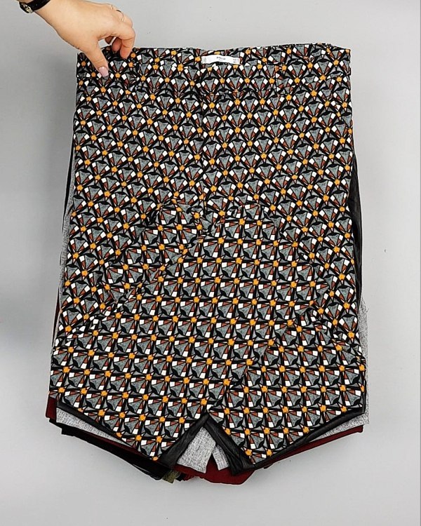 Фотография  645 - Cream Брюки женские Winter#25 кг оптом в Магадане и Магаданской области