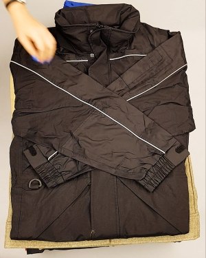 Фотография  148 - Ветровки CAN 084#10 кг, ЛОТ №6939 оптом в Магадане и Магаданской области