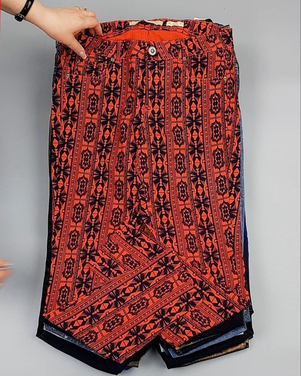 Фотография  998 - А 82202 Брюки женские (Fashion&Skinny Pants)#25 кг оптом в Магадане и Магаданской области