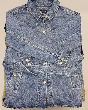 Купить Ветровки CAN 084#10 кг, ЛОТ №6939 оптом в Магадане и Магаданской области