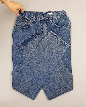 Фотография  329 - Джинсы CALVIN KLEIN муж #7,6 кг, ЛОТ №7021 оптом в Магадане и Магаданской области