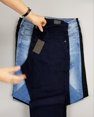 Фотография  207 - Джинсы JACK JONES 094#10 кг, ЛОТ №6978 оптом в Магадане и Магаданской области