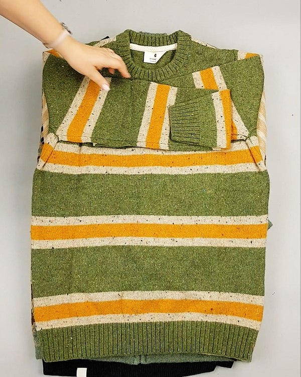 Фотография  777 - ANERKJENDT джемпера 104#10 кг, ЛОТ №7127 оптом в Магадане и Магаданской области