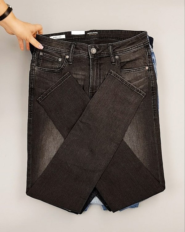 Фотография  302 - Джинсы JACK JONES 094#10 кг, ЛОТ №6977 оптом в Магадане и Магаданской области