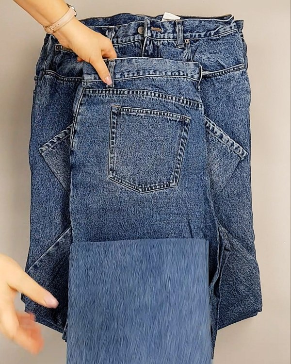 Фотография  493 - Джинсы CALVIN KLEIN муж #7,6 кг, ЛОТ №7020 оптом в Магадане и Магаданской области