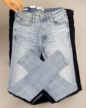 Фотография  811 - Джинсы JACK JONES 094#10 кг, ЛОТ №6978 оптом в Магадане и Магаданской области