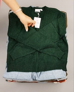 Фотография  897 - Кардиганы VILA W 104#7 кг, ЛОТ №7155 оптом в Магадане и Магаданской области