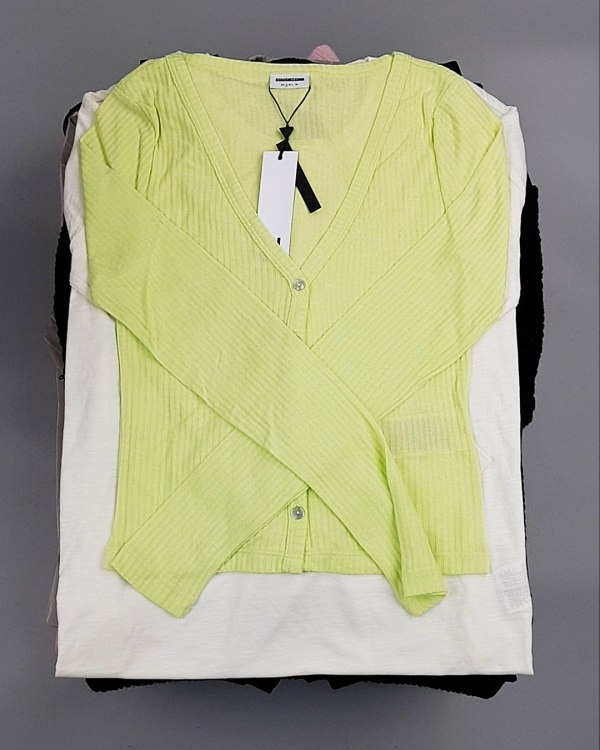 Фотография  445 - NOISY MAY Winter mix 104#15 кг, ЛОТ №7140 оптом в Магадане и Магаданской области