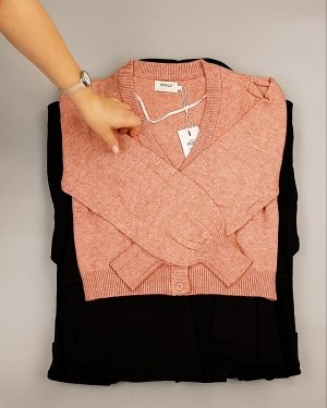 Фотография  270 - ONLY Winter mix 104#15 кг, ЛОТ №7182 оптом в Магадане и Магаданской области