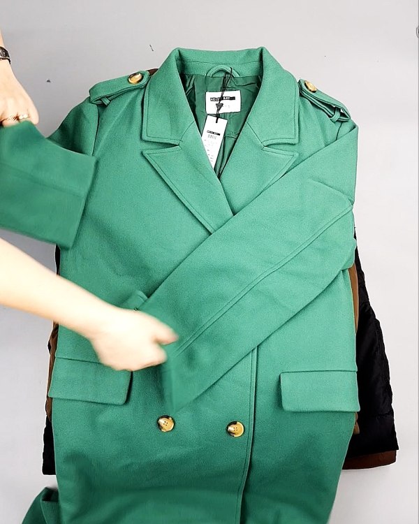 Фотография  330 - Верхняя одежда BESTSELLER Дания 104#10 кг, ЛОТ №7267 оптом в Магадане и Магаданской области