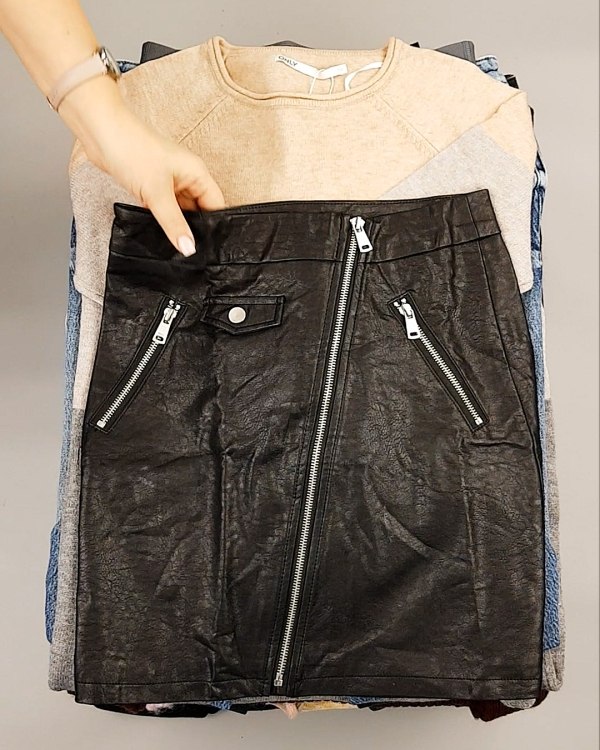 Фотография  700 - ONLY Winter mix 104#15 кг, ЛОТ №7182 оптом в Магадане и Магаданской области