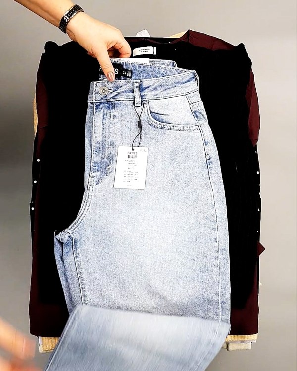 Фотография  133 - Bestseller Winter mix 104#15 кг, ЛОТ №7306 оптом в Магадане и Магаданской области