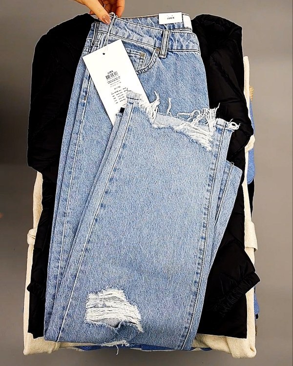 Фотография  104 - Bestseller Winter В mix 114#15 кг, ЛОТ №7372 оптом в Магадане и Магаданской области