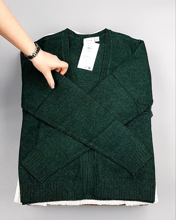 Фотография  474 - Кардиганы VILA W 104#7 кг, ЛОТ №7381 оптом в Магадане и Магаданской области