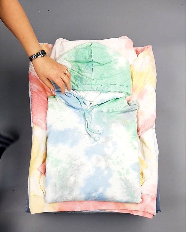 Фотография  511 - HOODIE CAN 084#10 кг, ЛОТ №7426 оптом в Магадане и Магаданской области