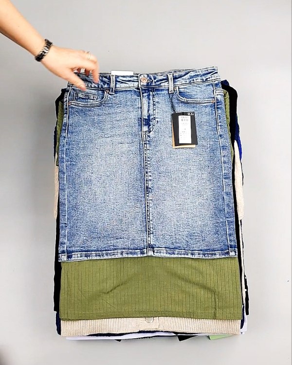 Фотография  385 - Bestseller Winter mix 104#15 кг, ЛОТ №7343 оптом в Магадане и Магаданской области