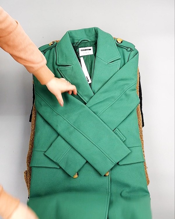 Фотография  423 - Bestseller Winter В mix 114#15 кг, ЛОТ №7376 оптом в Магадане и Магаданской области