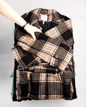 Фотография  155 - Пальто Bestseller 104#10,75 кг, ЛОТ №7561 оптом в Магадане и Магаданской области