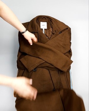 Фотография  677 - Пальто Bestseller 104#10,5 кг, ЛОТ №7559 оптом в Магадане и Магаданской области