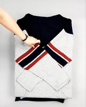 Фотография  430 - Толстовки СТОК CAN 0424#10 кг, ЛОТ №7447 оптом в Магадане и Магаданской области