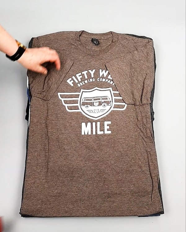 Фотография  678 - Футболки СТОК CAN 084#5 кг, ЛОТ №7839 оптом в Магадане и Магаданской области