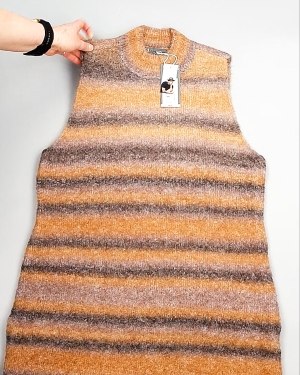 Фотография  877 - Платья СТОК CAN зима 084#7 кг оптом в Магадане и Магаданской области