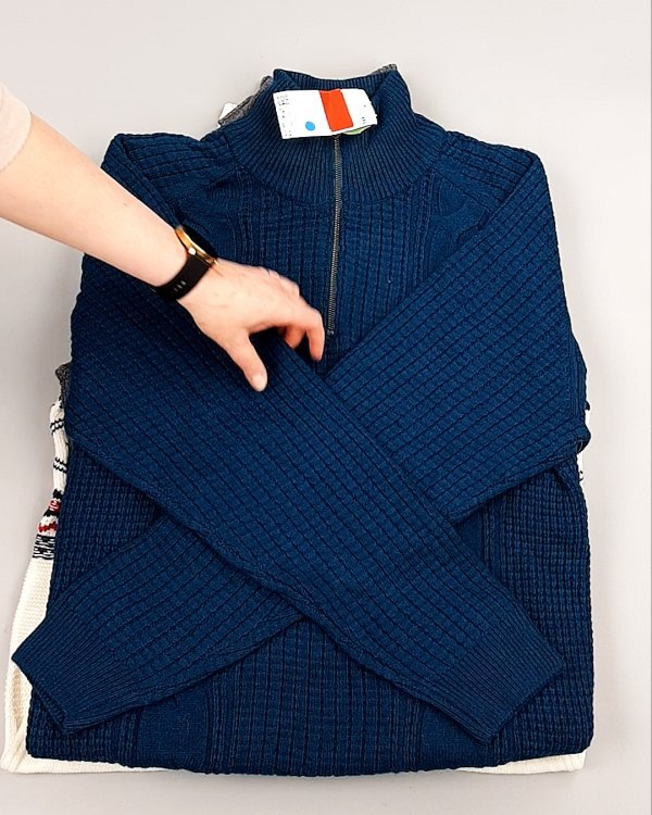 Фотография  840 - Джемпера мужские C&A 025#7 кг оптом в Магадане и Магаданской области