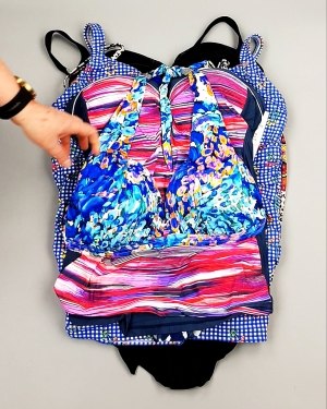 Фотография  808 - Купальники СТОК CAN 124#5 кг, ЛОТ №7688 оптом в Магадане и Магаданской области