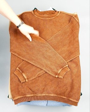 Фотография  271 - SWEATSHIRT CAN 084#10 кг, ЛОТ №7620 оптом в Магадане и Магаданской области