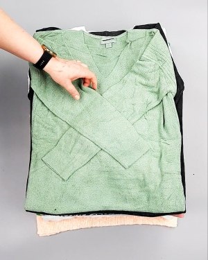 Фотография  640 - Джемпера легкие СТОК CAN 084#7 кг, ЛОТ №7635 оптом в Магадане и Магаданской области