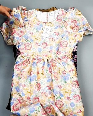 Фотография  502 - Платья VILA Summer 104#5 кг, ЛОТ №7837 оптом в Магадане и Магаданской области