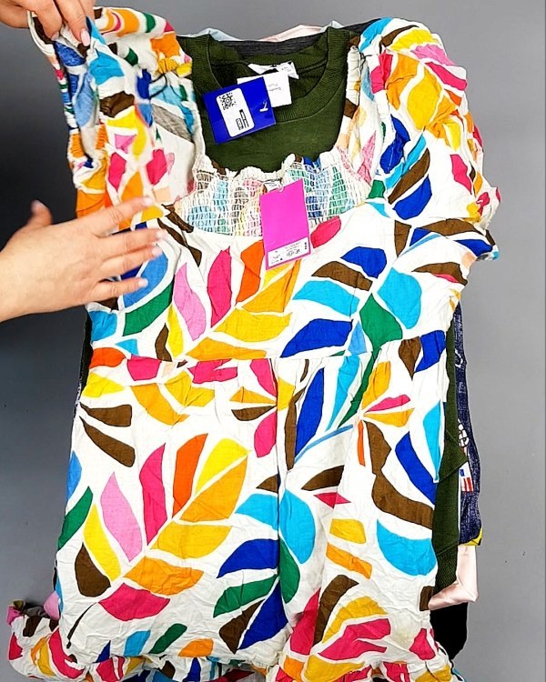 Фотография  512 - AMAZON mix жен лето 015#15 кг, ЛОТ №7723 оптом в Магадане и Магаданской области