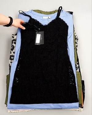 Фотография  640 - Платья Bestseller Summer 104#5 кг оптом в Магадане и Магаданской области