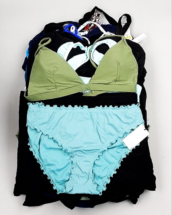 Фотография  604 - Купальники AMAZON жен 015#4 кг, ЛОТ №7797 оптом в Магадане и Магаданской области