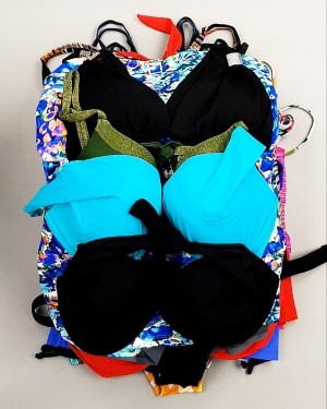 Фотография  641 - Купальники СТОК CAN 124#5 кг, ЛОТ №7686 оптом в Магадане и Магаданской области