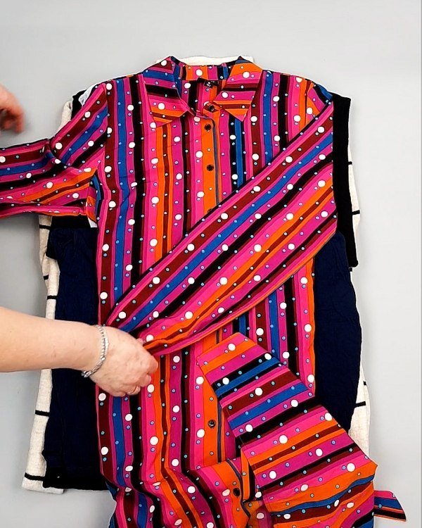 Фотография  865 - Платья СТОК CAN зима 084#7 кг, ЛОТ №7695 оптом в Магадане и Магаданской области