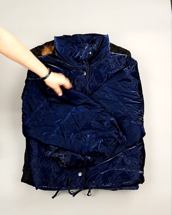 Фотография  376 - Верхняя одежда AMAZON жен 015#10 кг, ЛОТ №7714 оптом в Магадане и Магаданской области