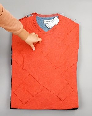 Фотография  691 - Джемпера легкие мужские TOM TAILOR 124#8,35 кг, ЛОТ №7605 оптом в Магадане и Магаданской области