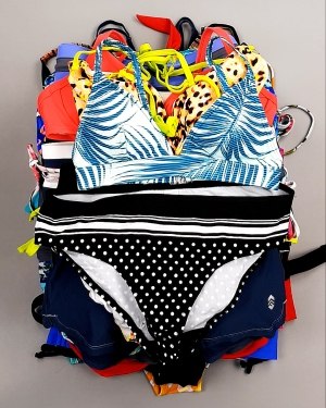 Купить Купальники СТОК CAN 124#5 кг, ЛОТ №7686 оптом в Магадане и Магаданской области