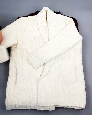 Фотография  103 - Кардиганы СТОК CAN 084#7 кг, ЛОТ №7674 оптом в Магадане и Магаданской области