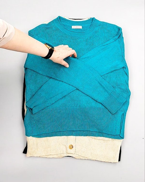 Фотография  282 - Джемпера СТОК CAN 084#7 кг, ЛОТ №7647 оптом в Магадане и Магаданской области