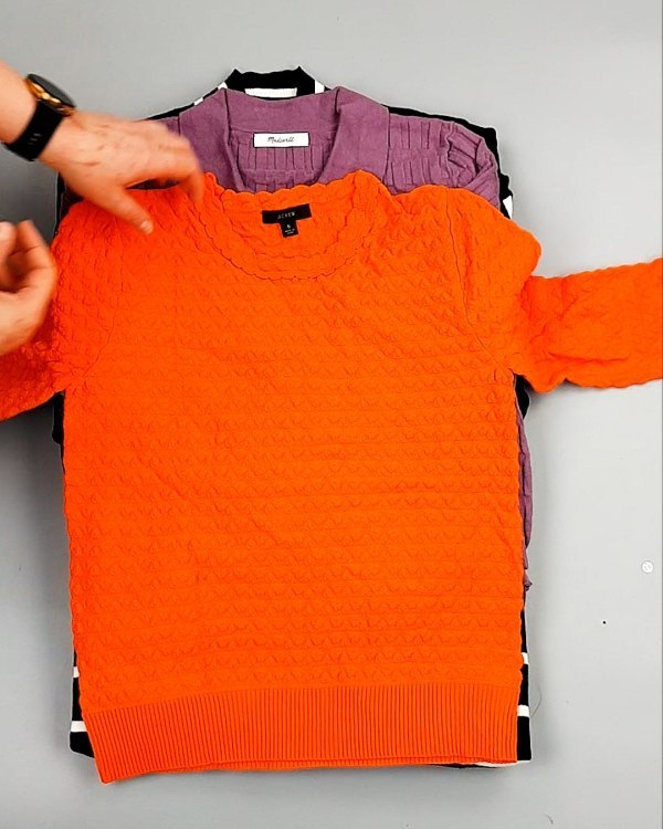 Фотография  939 - Джемпера легкие СТОК CAN 084#7 кг, ЛОТ №7633 оптом в Магадане и Магаданской области