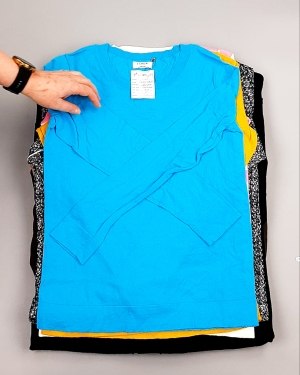 Фотография  545 - Джемпера легкие СТОК CAN 084#7 кг, ЛОТ №7632 оптом в Магадане и Магаданской области