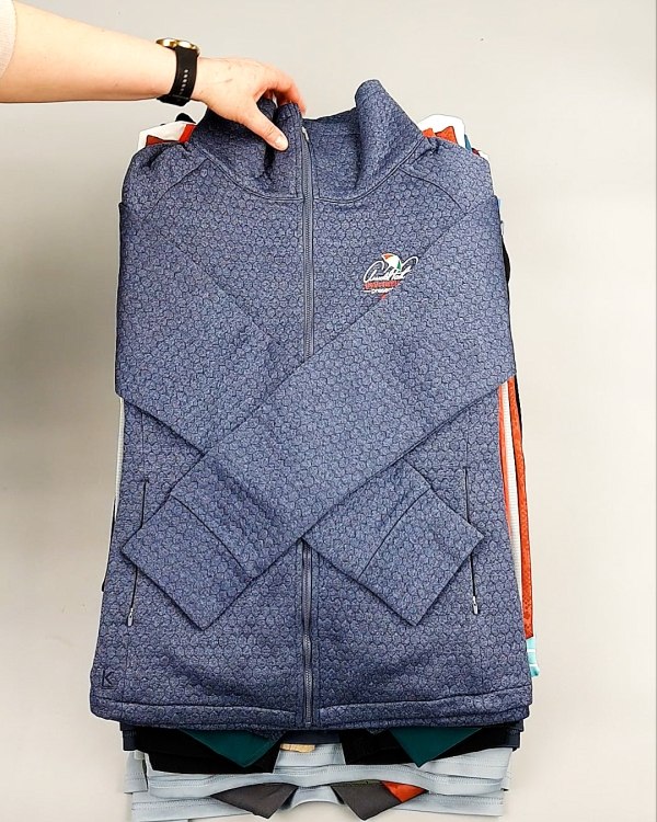 Фотография  697 - Sport СТОК CAN 084#20 кг, ЛОТ №7623 оптом в Магадане и Магаданской области