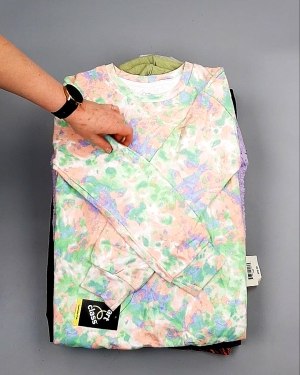 Фотография  573 - AMAZON дети зима 015#10 кг, ЛОТ №7763 оптом в Магадане и Магаданской области