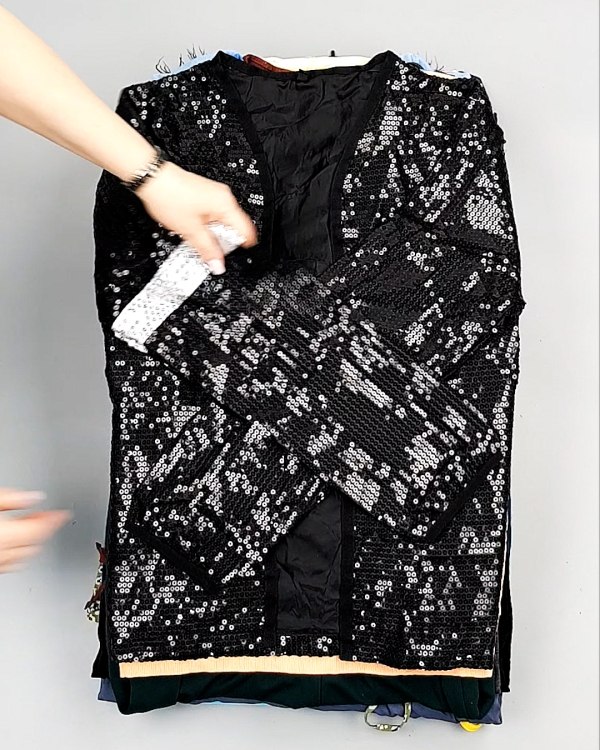 Фотография  537 - AMAZON mix жен лето 015#15 кг, ЛОТ №7722 оптом в Магадане и Магаданской области