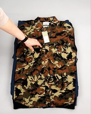 Фотография  135 - AMAZON mix муж весна 015#15 кг, ЛОТ №7738 оптом в Магадане и Магаданской области