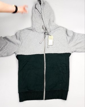 Фотография  952 - AMAZON mix муж весна 015#15 кг, ЛОТ №7737 оптом в Магадане и Магаданской области